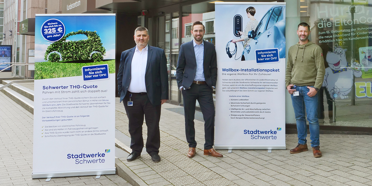 Das Team der Stadtwerke Schwerte am verkaufsoffenen Sonntag: Aziz Özkir, Benjamin Kott und Matthias Nagel.