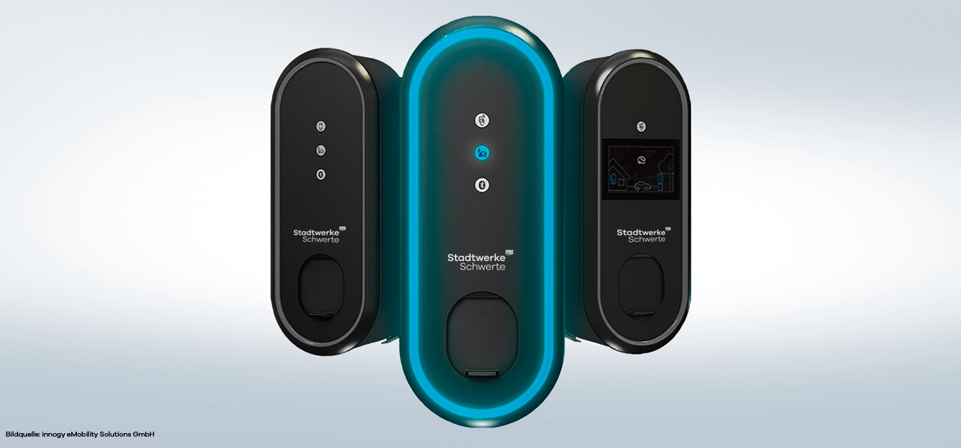 Elektromobilität in Schwerte: Die eigene Wallbox für Zuhause Abbildung von drei Wallboxen auf grauem Hintergrund.